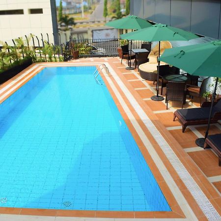 אויו Monty Suites & Golf מראה חיצוני תמונה