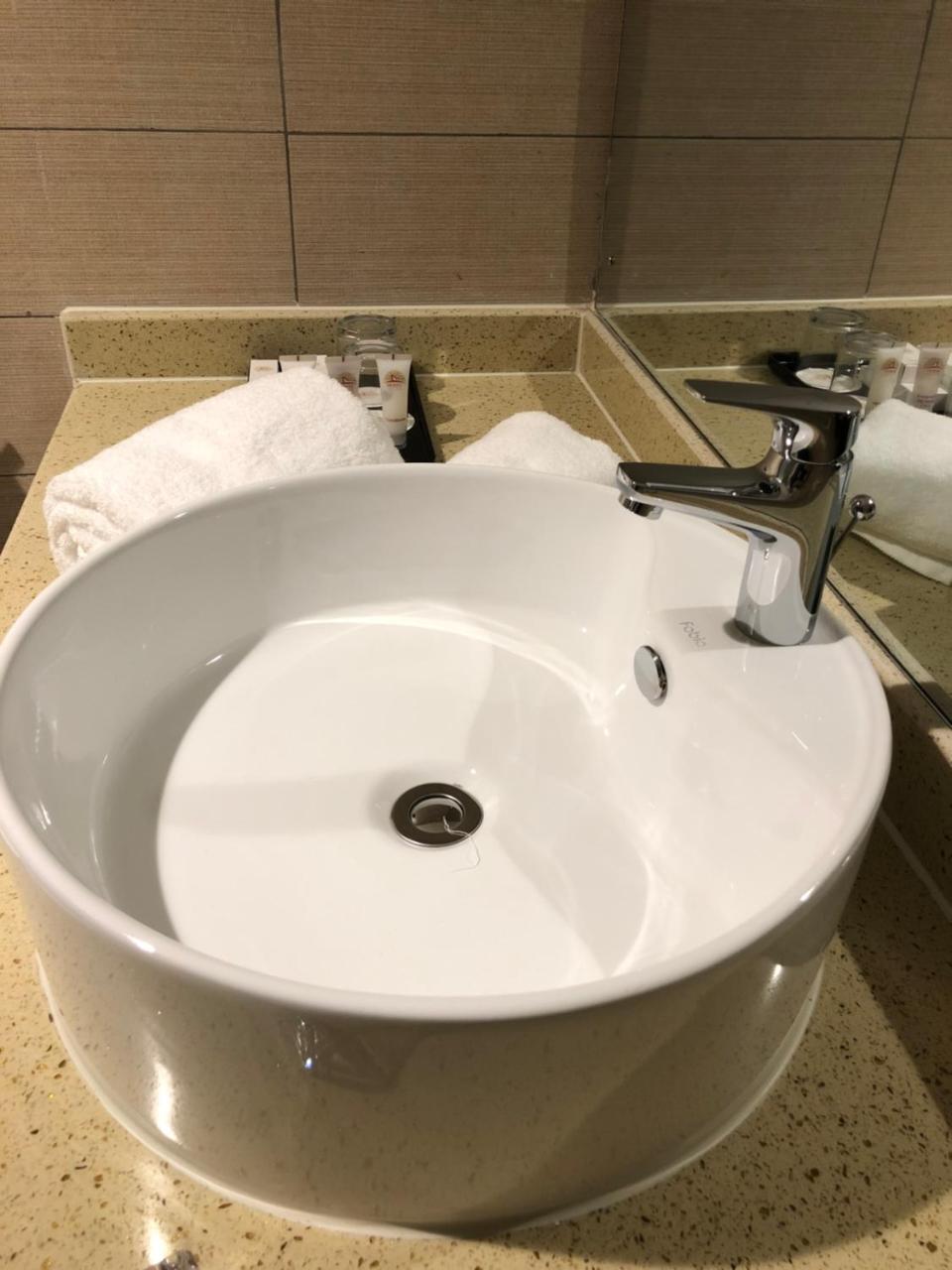 אויו Monty Suites & Golf מראה חיצוני תמונה